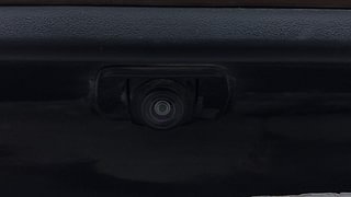 Used 2021 Ford Freestyle [2017-2021] Titanium Plus 1.2 Ti-VCT Petrol Manual top_features Rear camera