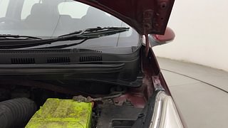 Used 2014 Hyundai Grand i10 [2013-2017] Sportz 1.1 CRDi Diesel Manual engine ENGINE LEFT SIDE HINGE & APRON VIEW