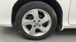 Used 2014 Honda City [2014-2017] V Petrol Manual tyres LEFT FRONT TYRE RIM VIEW