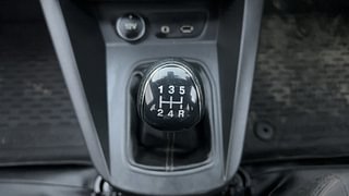 Used 2021 Ford Freestyle [2017-2021] Titanium Plus 1.2 Ti-VCT Petrol Manual interior GEAR  KNOB VIEW