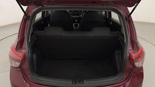Used 2014 Hyundai Grand i10 [2013-2017] Sportz 1.1 CRDi Diesel Manual interior DICKY INSIDE VIEW