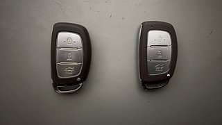 Used 2014 Hyundai Grand i10 [2013-2017] Sportz 1.1 CRDi Diesel Manual extra CAR KEY VIEW