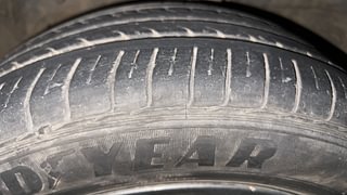 Used 2021 Ford Freestyle [2017-2021] Titanium Plus 1.2 Ti-VCT Petrol Manual tyres LEFT FRONT TYRE TREAD VIEW