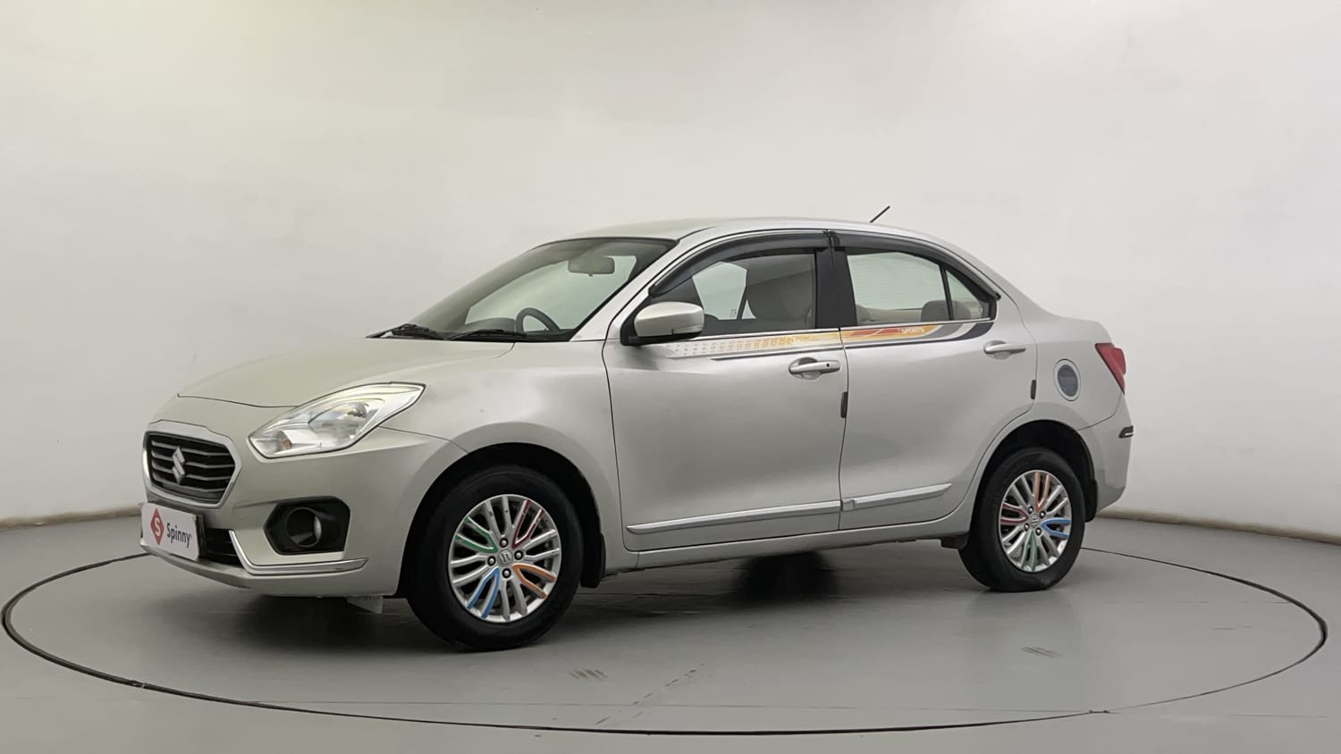 LEFT FRONT CORNER VIEW