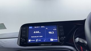 Used 2022 Hyundai Grand i10 Nios Sportz 1.0 Turbo GDI Petrol Manual top_features Touch screen infotainment system
