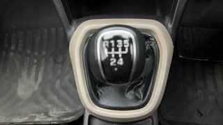 Used 2014 Hyundai Grand i10 [2013-2017] Sportz 1.1 CRDi Diesel Manual interior GEAR  KNOB VIEW