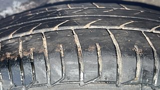 Used 2014 Hyundai i10 [2010-2016] Era Petrol Petrol Manual tyres LEFT REAR TYRE TREAD VIEW