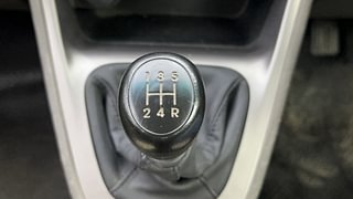 Used 2014 Hyundai i10 [2010-2016] Era Petrol Petrol Manual interior GEAR  KNOB VIEW