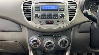 Used 2014 Hyundai i10 [2010-2016] Era Petrol Petrol Manual interior MUSIC SYSTEM & AC CONTROL VIEW