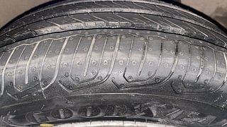 Used 2011 Toyota Etios [2010-2017] VX Petrol Manual tyres RIGHT FRONT TYRE TREAD VIEW