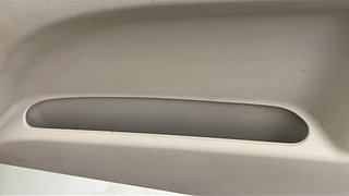 Used 2021 Maruti Suzuki Celerio VXI Petrol Manual top_features Door pockets