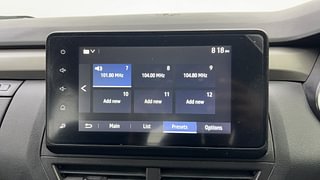 Used 2021 Renault Kiger RXZ 1.0 Turbo MT Petrol Manual top_features Touch screen infotainment system