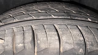 Used 2018 Maruti Suzuki Ciaz Alpha 1.4 MT Petrol Manual tyres LEFT REAR TYRE TREAD VIEW