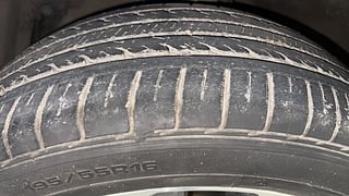 Used 2019 Maruti Suzuki Ciaz Alpha Petrol Petrol Manual tyres LEFT FRONT TYRE TREAD VIEW