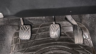Used 2014 Maruti Suzuki Swift [2011-2017] VXi Petrol Manual interior PEDALS VIEW