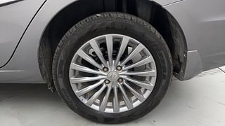 Used 2018 Maruti Suzuki Ciaz Alpha 1.4 MT Petrol Manual tyres LEFT REAR TYRE RIM VIEW