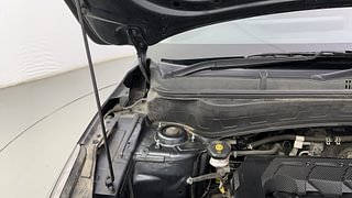Used 2020 Kia Seltos HTK Plus G Petrol Manual engine ENGINE RIGHT SIDE HINGE & APRON VIEW