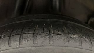 Used 2015 Honda City [2014-2017] SV Petrol Manual tyres LEFT REAR TYRE TREAD VIEW