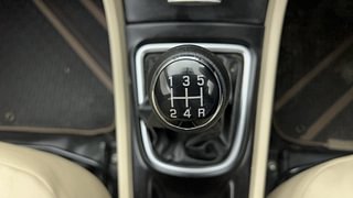 Used 2019 Maruti Suzuki Ciaz Alpha Petrol Petrol Manual interior GEAR  KNOB VIEW