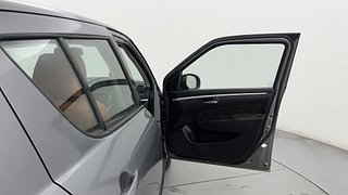 Used 2014 Maruti Suzuki Swift [2011-2017] VXi Petrol Manual interior RIGHT FRONT DOOR OPEN VIEW