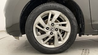 Used 2016 Honda Jazz [2015-2019] V Diesel Diesel Manual tyres LEFT FRONT TYRE RIM VIEW