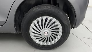 Used 2014 Maruti Suzuki Swift [2011-2017] VXi Petrol Manual tyres LEFT REAR TYRE RIM VIEW
