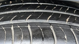 Used 2020 Kia Seltos HTK Plus G Petrol Manual tyres RIGHT FRONT TYRE TREAD VIEW