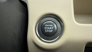Used 2019 Maruti Suzuki Ciaz Alpha Petrol Petrol Manual top_features Keyless start