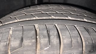 Used 2018 Maruti Suzuki Ciaz Alpha 1.4 MT Petrol Manual tyres RIGHT REAR TYRE TREAD VIEW