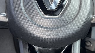 Used 2020 Renault Kwid 1.0 RXT AMT SCE Petrol Automatic top_features Airbags