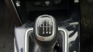 Used 2020 Kia Seltos HTK Plus G Petrol Manual interior GEAR  KNOB VIEW