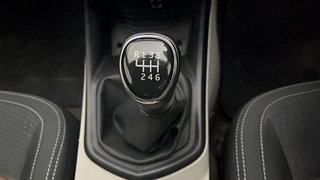 Used 2020 Mahindra XUV 300 W6 Diesel Diesel Manual interior GEAR  KNOB VIEW