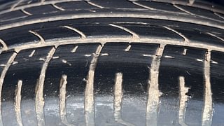 Used 2020 Tata Tiago Revotron XT Petrol Manual tyres RIGHT FRONT TYRE TREAD VIEW