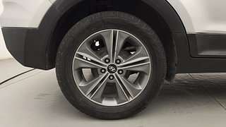 Used 2016 Hyundai Creta [2015-2018] 1.6 SX Plus Auto Petrol Petrol Automatic tyres RIGHT REAR TYRE RIM VIEW
