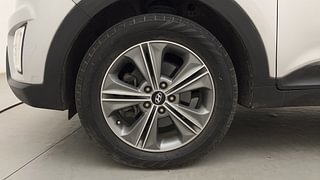 Used 2016 Hyundai Creta [2015-2018] 1.6 SX Plus Auto Petrol Petrol Automatic tyres LEFT FRONT TYRE RIM VIEW