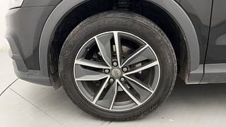Used 2018 Audi Q3 30 TFSI Premium Petrol Automatic tyres LEFT FRONT TYRE RIM VIEW