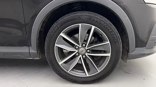 Used 2018 Audi Q3 30 TFSI Premium Petrol Automatic tyres RIGHT FRONT TYRE RIM VIEW
