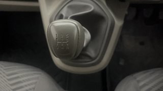 Used 2015 Datsun GO [2014-2019] T Petrol Manual interior GEAR  KNOB VIEW