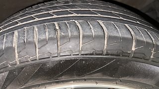 Used 2016 Hyundai Creta [2015-2018] 1.6 SX Plus Auto Petrol Petrol Automatic tyres RIGHT FRONT TYRE TREAD VIEW