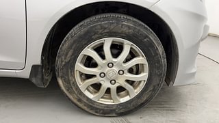 Used 2015 Honda Amaze [2013-2016] 1.2 VX i-VTEC Petrol Manual tyres RIGHT FRONT TYRE RIM VIEW