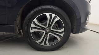 Used 2022 Tata Tiago Revotron XZ Plus CNG Petrol+cng Manual tyres RIGHT FRONT TYRE RIM VIEW