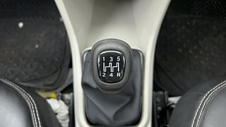 Used 2022 Tata Tiago Revotron XZ Plus CNG Petrol+cng Manual interior GEAR  KNOB VIEW