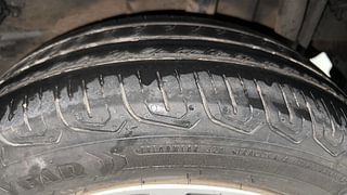 Used 2022 Tata Tiago Revotron XZ Plus CNG Petrol+cng Manual tyres LEFT REAR TYRE TREAD VIEW