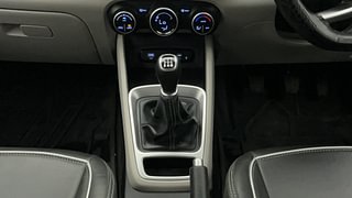 Used 2023 Hyundai Venue SX 1.2 Petrol Petrol Manual interior GEAR  KNOB VIEW