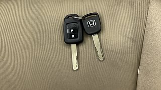 Used 2014 Honda City [2014-2017] SV CVT Petrol Automatic extra CAR KEY VIEW