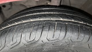 Used 2014 Honda City [2014-2017] SV CVT Petrol Automatic tyres LEFT FRONT TYRE TREAD VIEW
