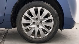 Used 2018 Maruti Suzuki Baleno [2015-2019] Zeta AT Petrol Petrol Automatic tyres RIGHT FRONT TYRE RIM VIEW