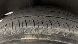 Used 2022 Honda Amaze 1.2 VX i-VTEC Petrol Manual tyres RIGHT REAR TYRE TREAD VIEW