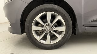 Used 2015 Hyundai Elite i20 [2014-2018] Asta 1.2 Petrol Manual tyres LEFT FRONT TYRE RIM VIEW