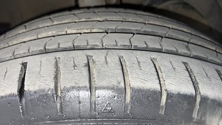 Used 2018 Maruti Suzuki Baleno [2015-2019] Zeta AT Petrol Petrol Automatic tyres RIGHT FRONT TYRE TREAD VIEW